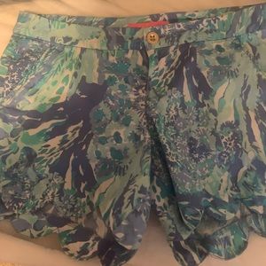Lilly Pulitzer 5” Buttercup Shorts